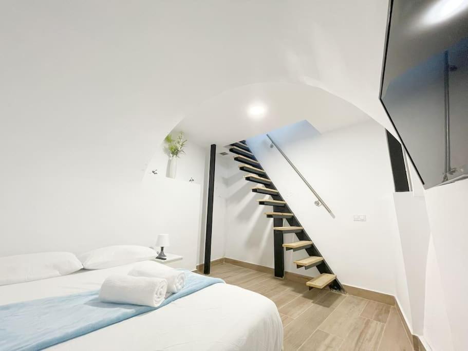 Cerca Del Centro Y Luminoso Apartman Madrid Kültér fotó