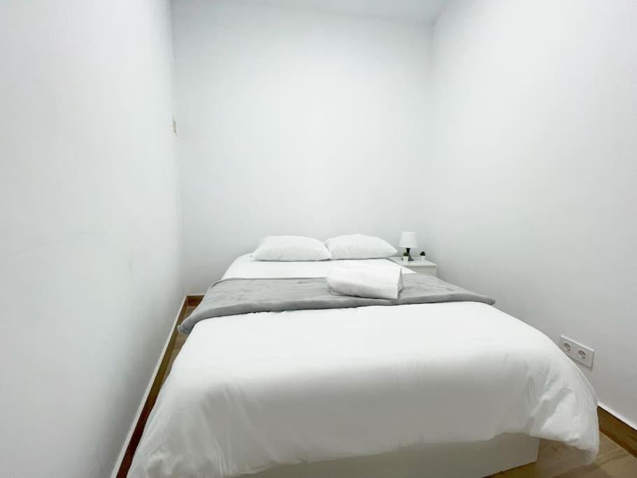 Cerca Del Centro Y Luminoso Apartman Madrid Kültér fotó