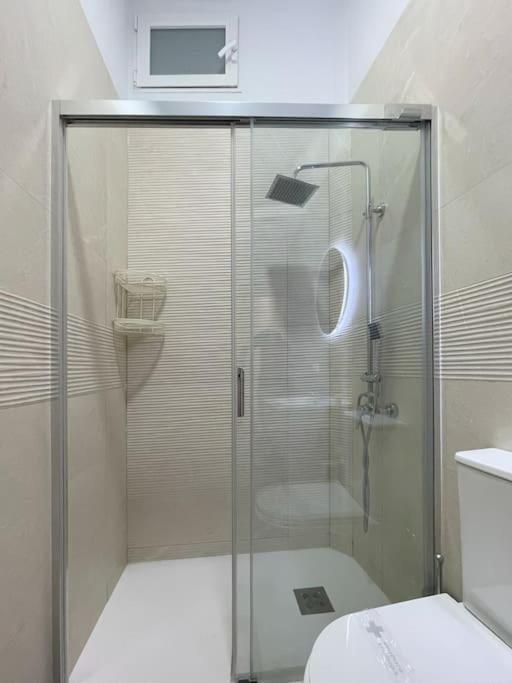 Cerca Del Centro Y Luminoso Apartman Madrid Kültér fotó