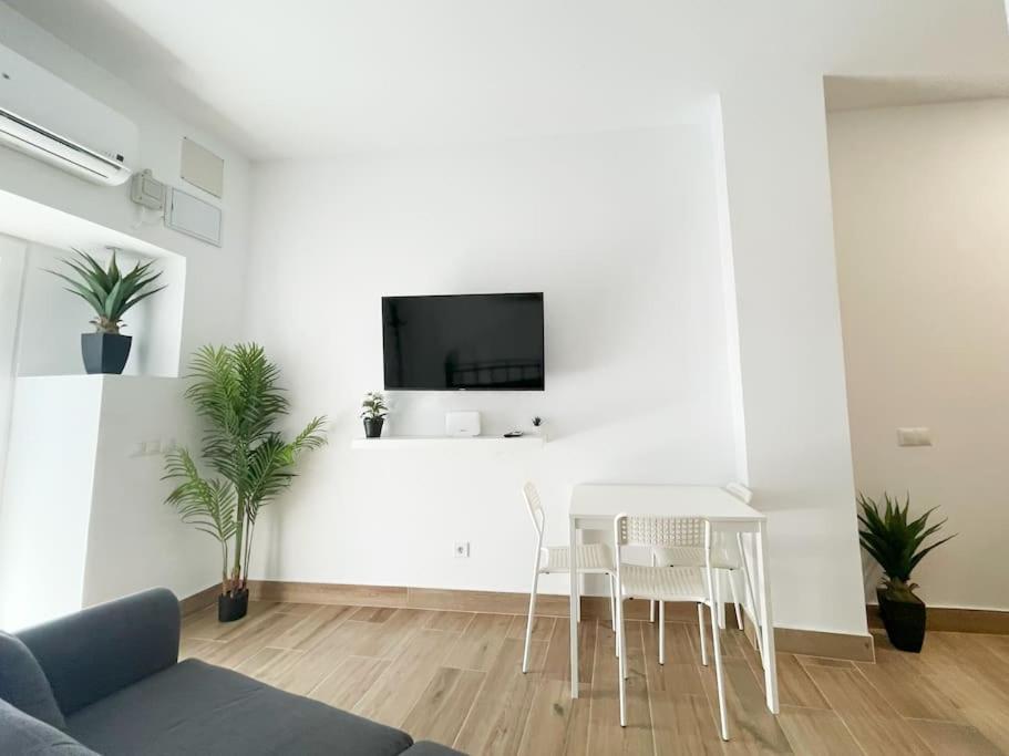 Cerca Del Centro Y Luminoso Apartman Madrid Kültér fotó